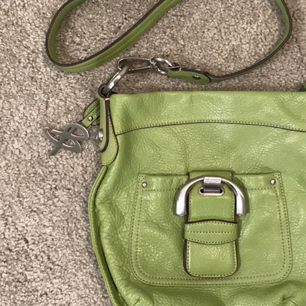 Like new B Makowky shoulder cross body bag purse - lime green - Picture 3 of 8